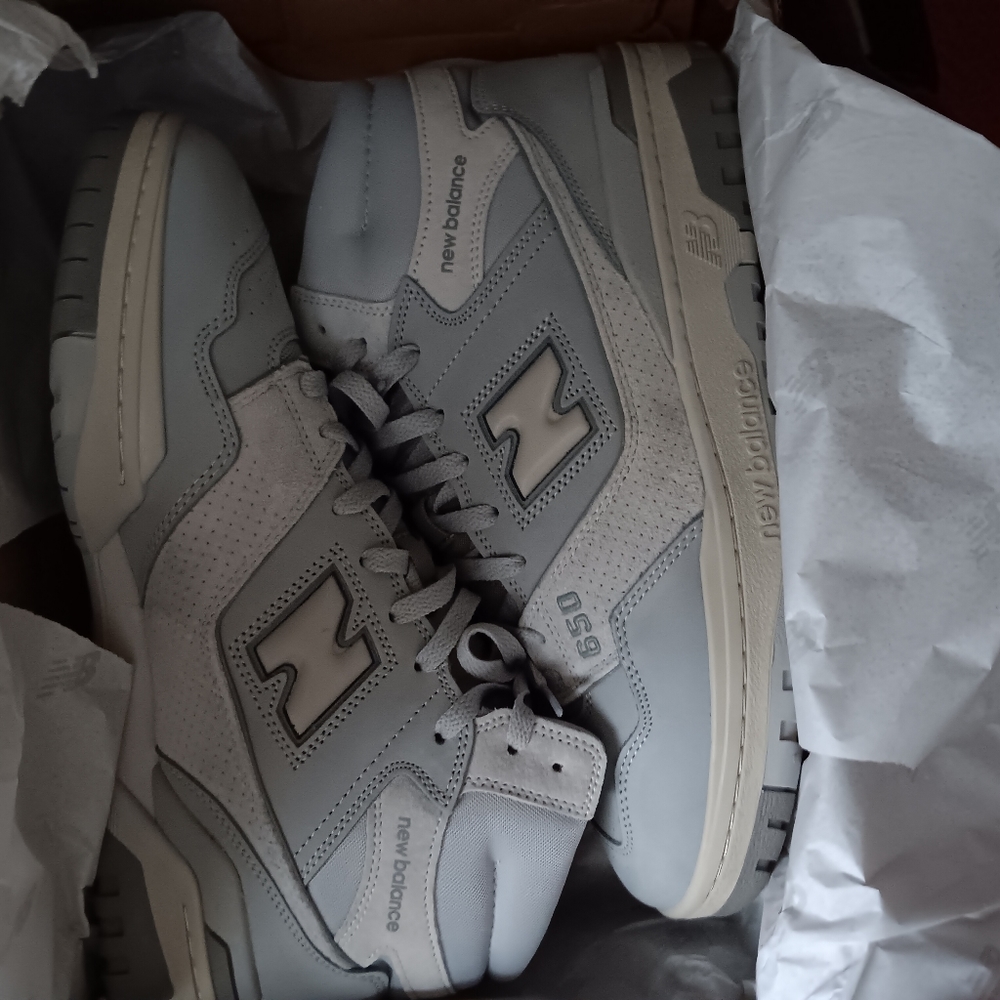 New balance 650 r size 13 men